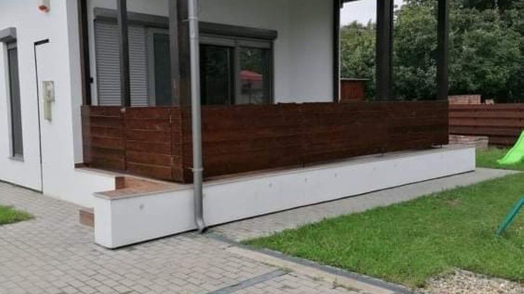 Lívia Vendégház Fadd-Dombori (1)