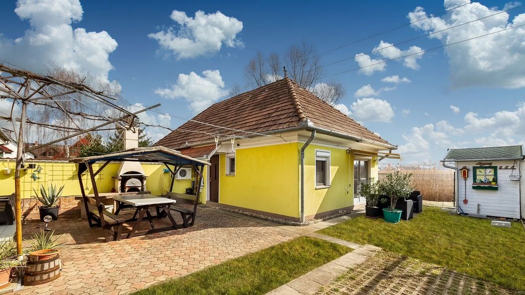 Ute Apartman Balatonboglár (1)