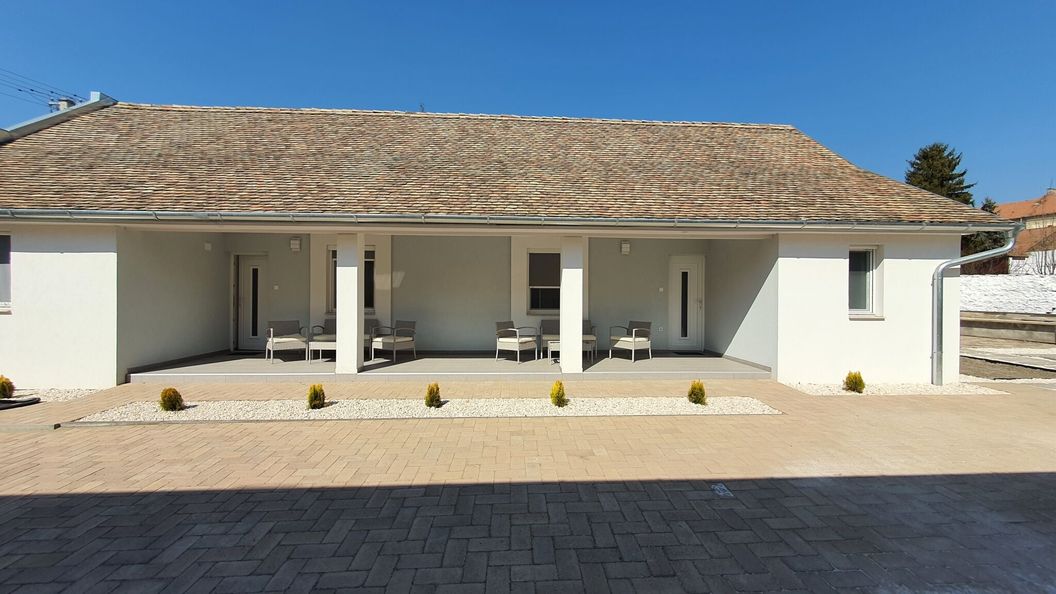 MYKONOS Apartman Makó (1)