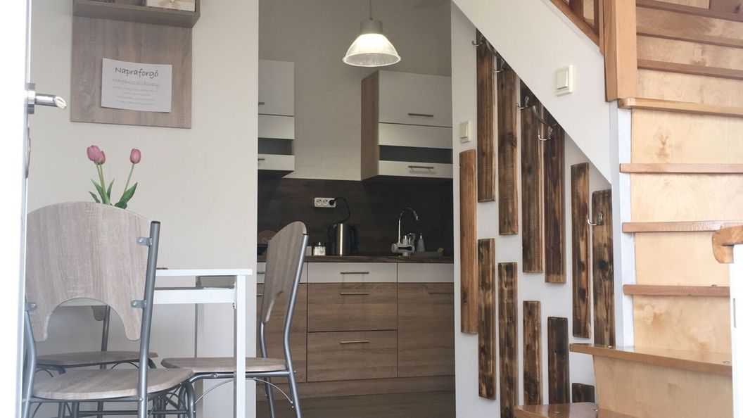 Napraforgó Magánszállás Miskolc (1)