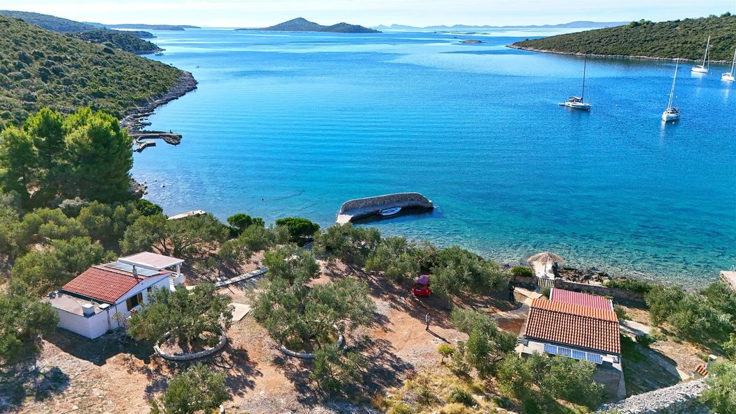 House Bellatrix Tkon (1)