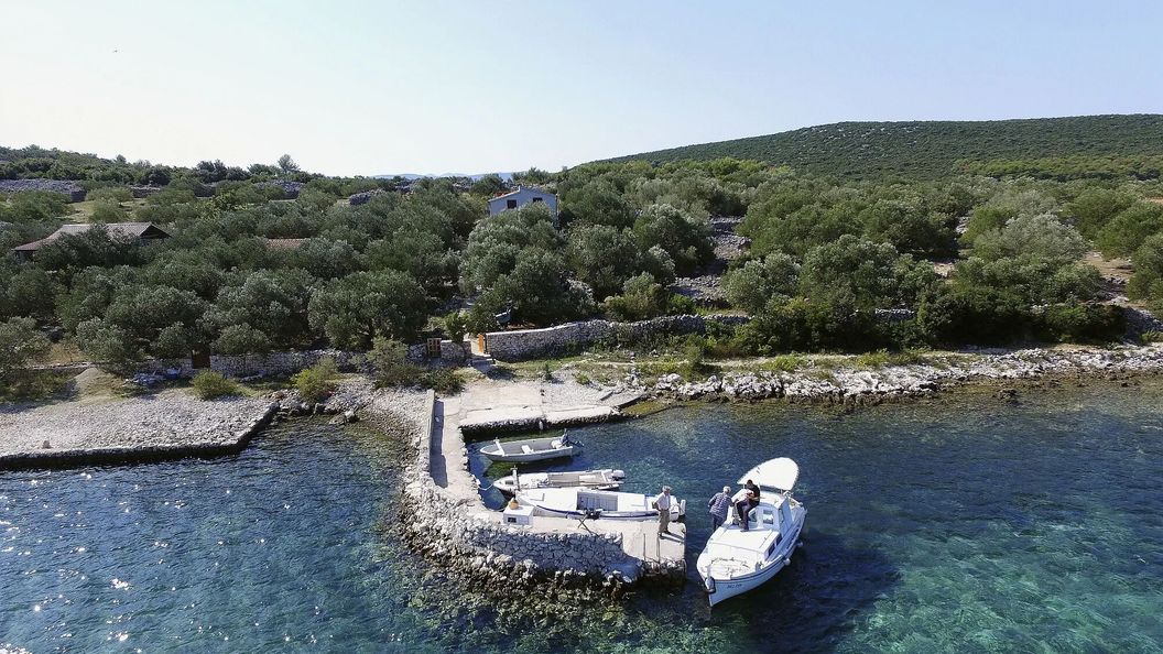 House Brena Tkon (1)