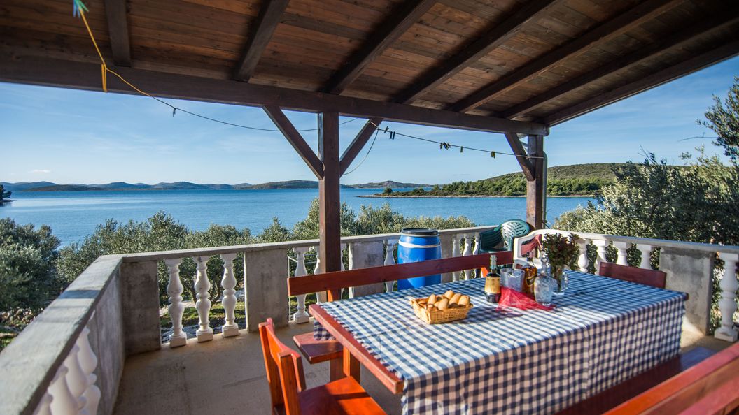 House Otusi Tkon (1)