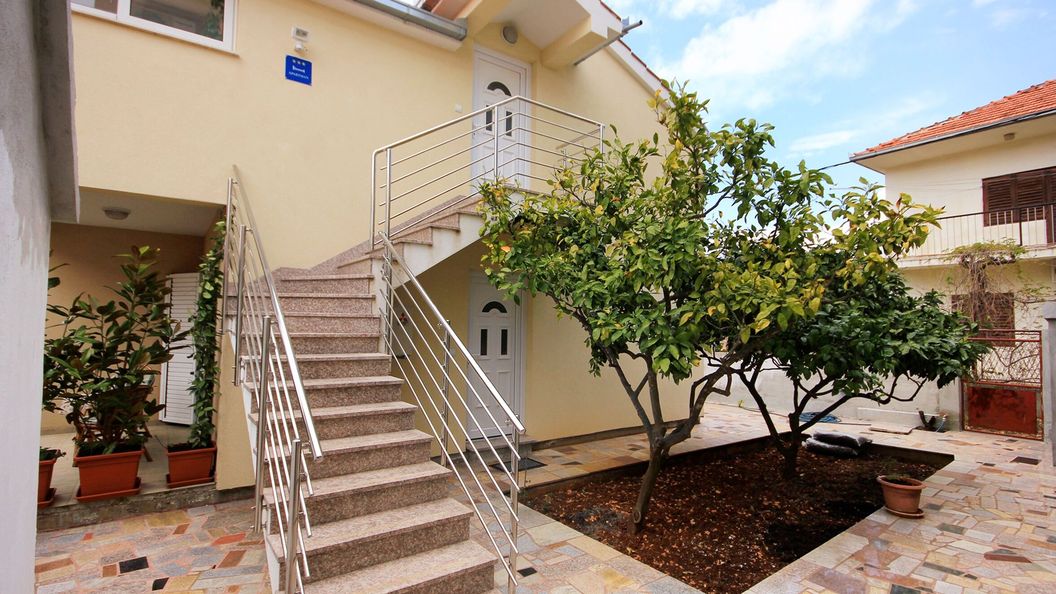 Apartmanok A Tenger Mellett Vinisce, Trogir - 10008 Vinišće (1)