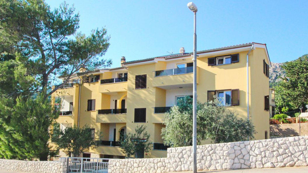 Apartmanok Parkolóhellyel Baska, Krk - 18793 Baška (1)
