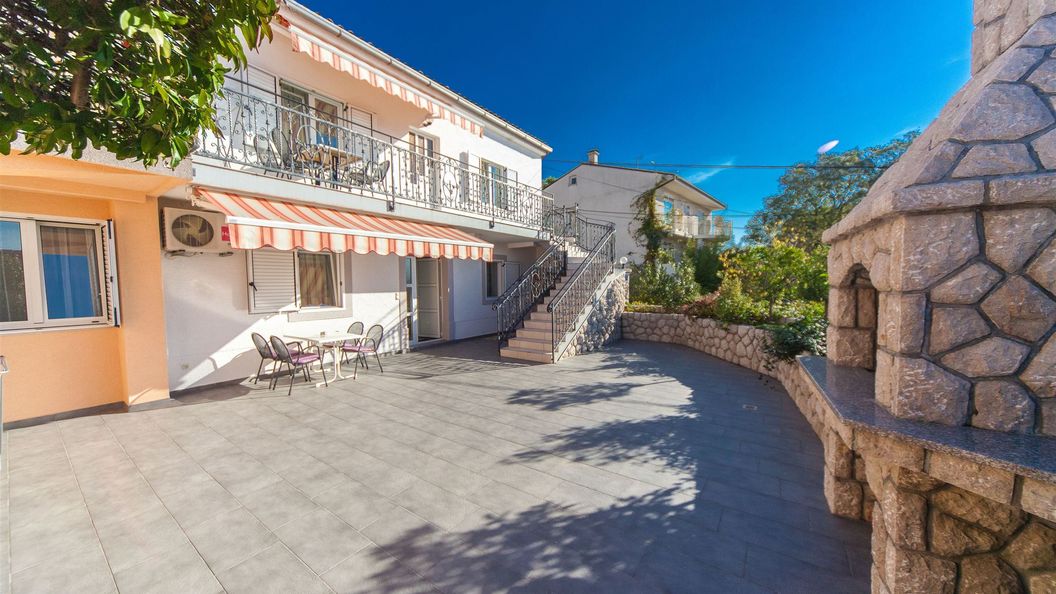 Apartments Carmen Crikvenica (1)