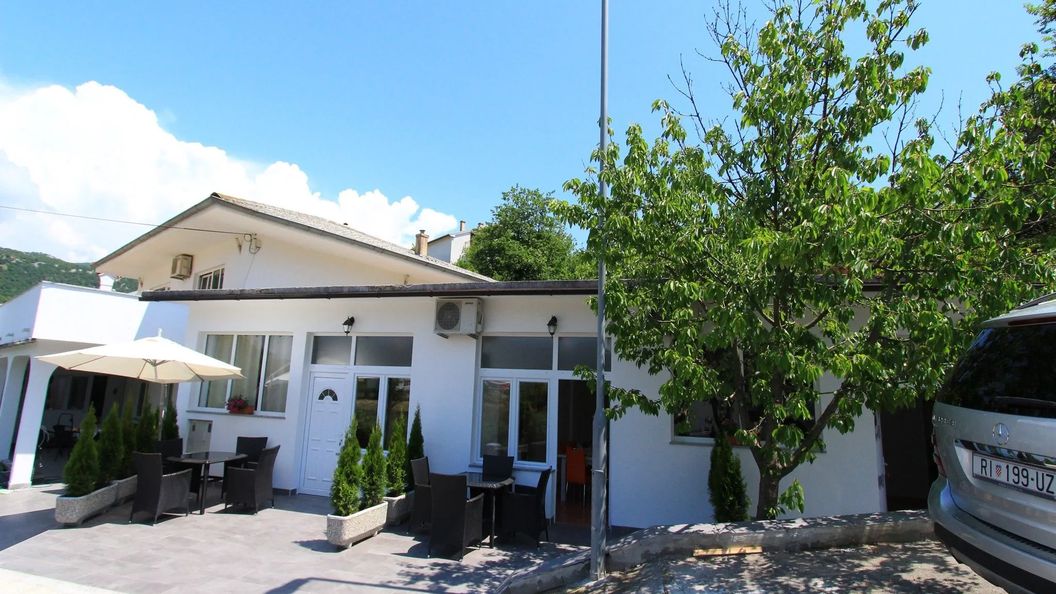 Apartments NERO Novi Vinodolski (1)