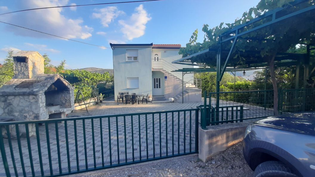 Apartments GUNJA Poljica (1)