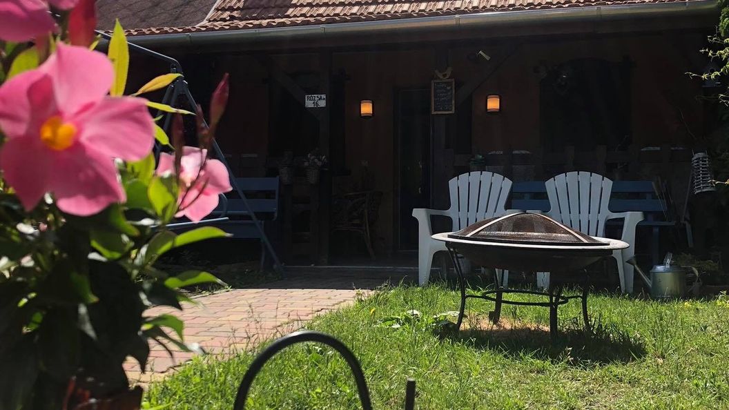 Sarud Házikó Sarud (1)