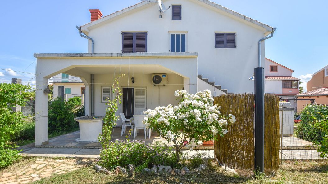 House Marko Nevidane (1)