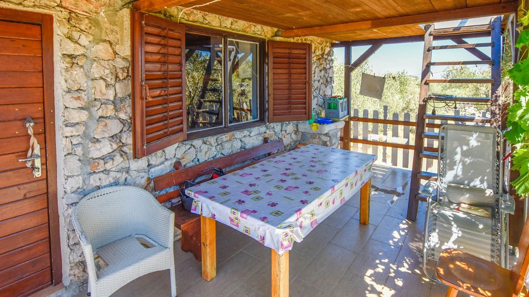 House Volak Nevidane (1)