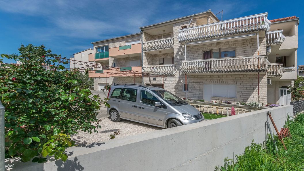 Apartment Mario Strozanac (1)