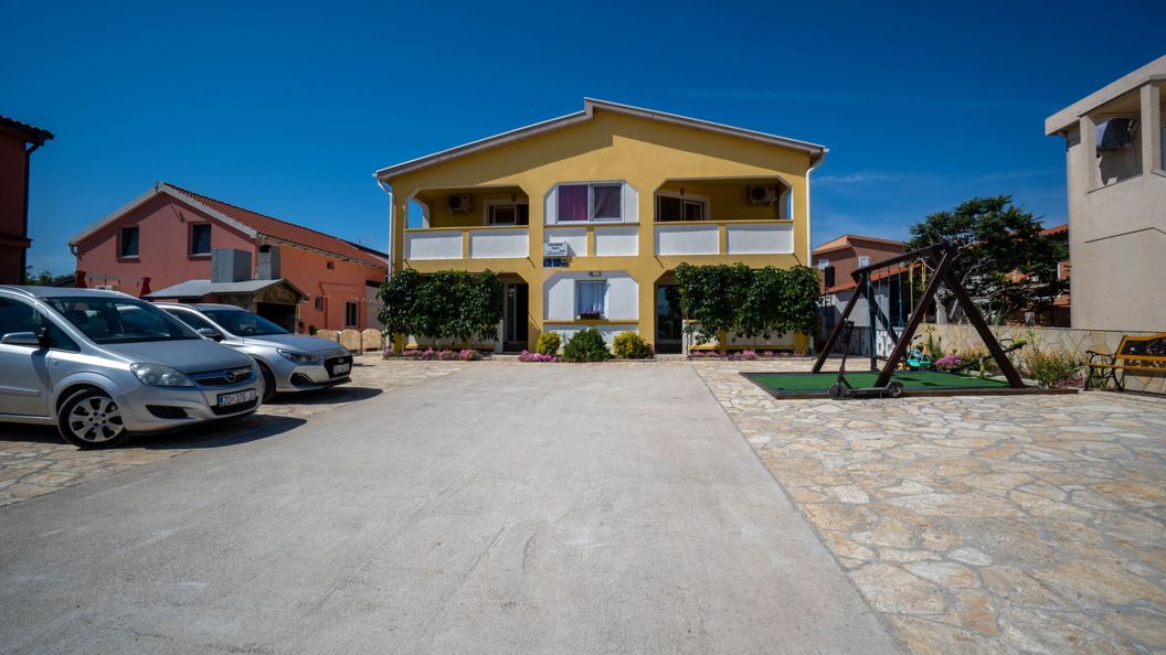 Apartmani Pavic Vir (1)