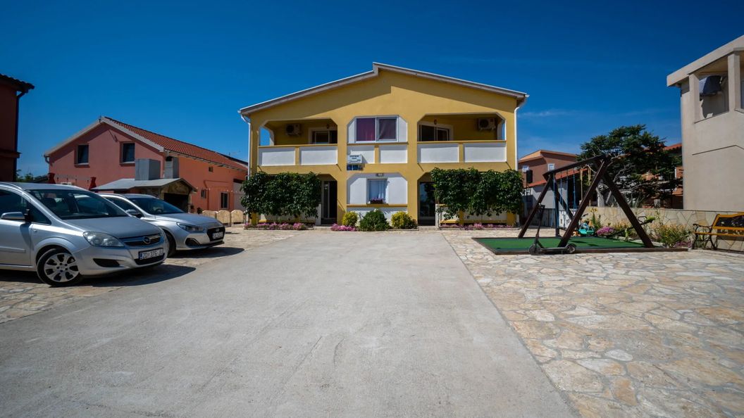 Apartmani Pavic Vir (1)