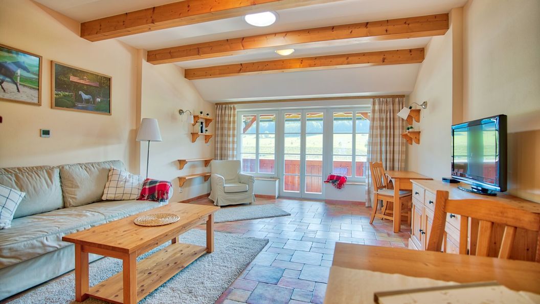 Jítravský Dvorec - Apartmány nad stájemi  (1)