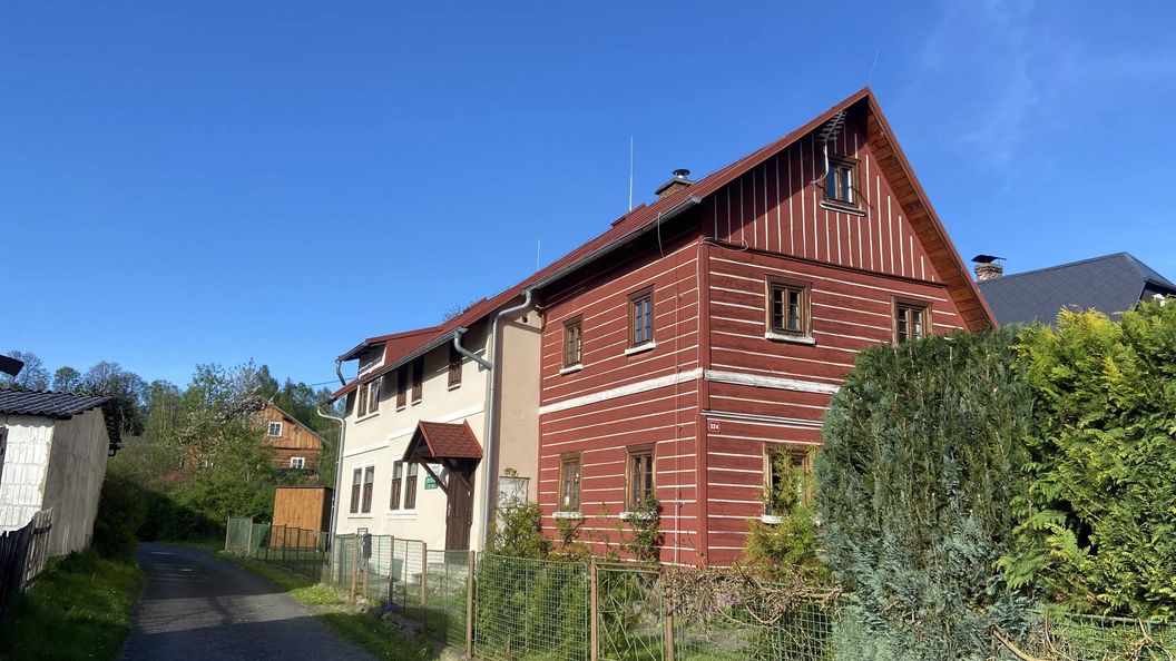 Chalupa U potoka Sloup v Čechách (1)