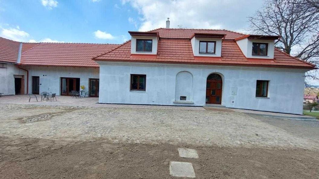 Růžičkův dvůr Hranice (1)