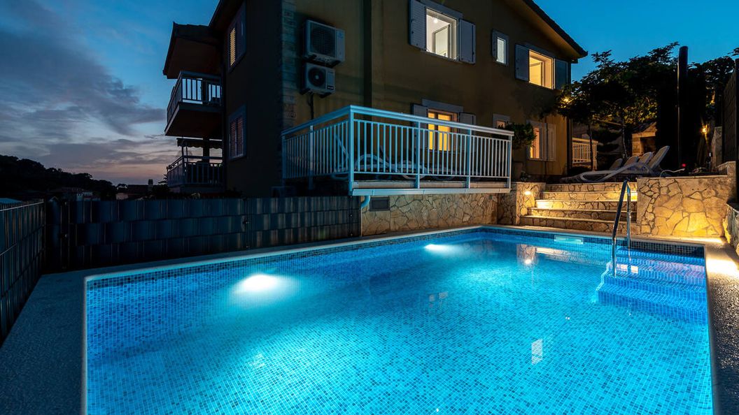 Apartmani Kapetan Trogir (1)