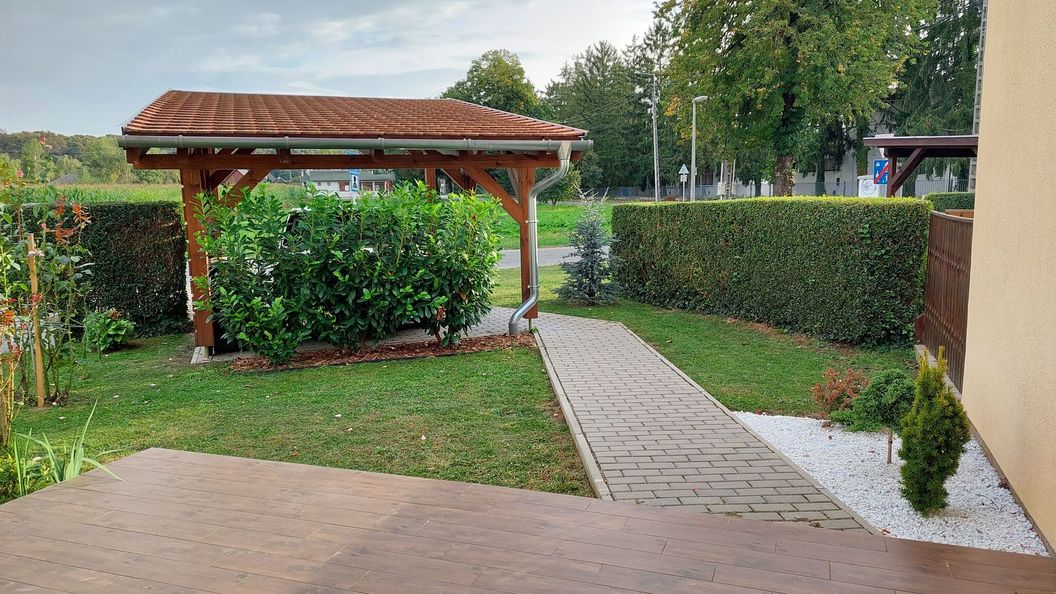 Zafír Apartman Lenti (1)