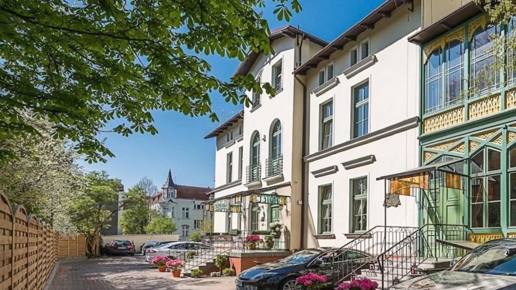 VILLA SEDAN SOPOT (1)