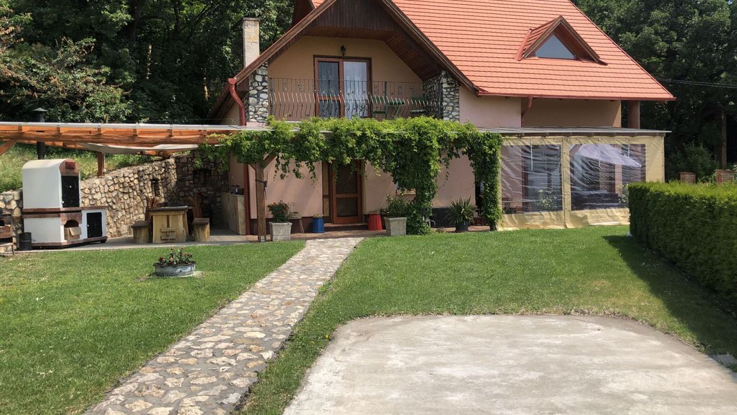 Napsugár Birtok Csákberény (1)