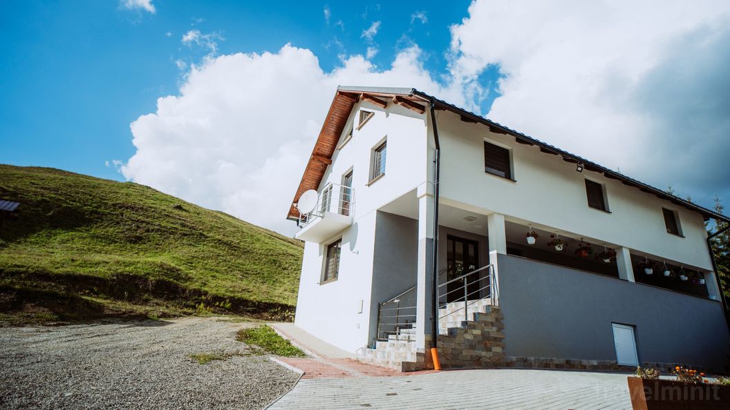 Cabana Locurele Colibița (1)