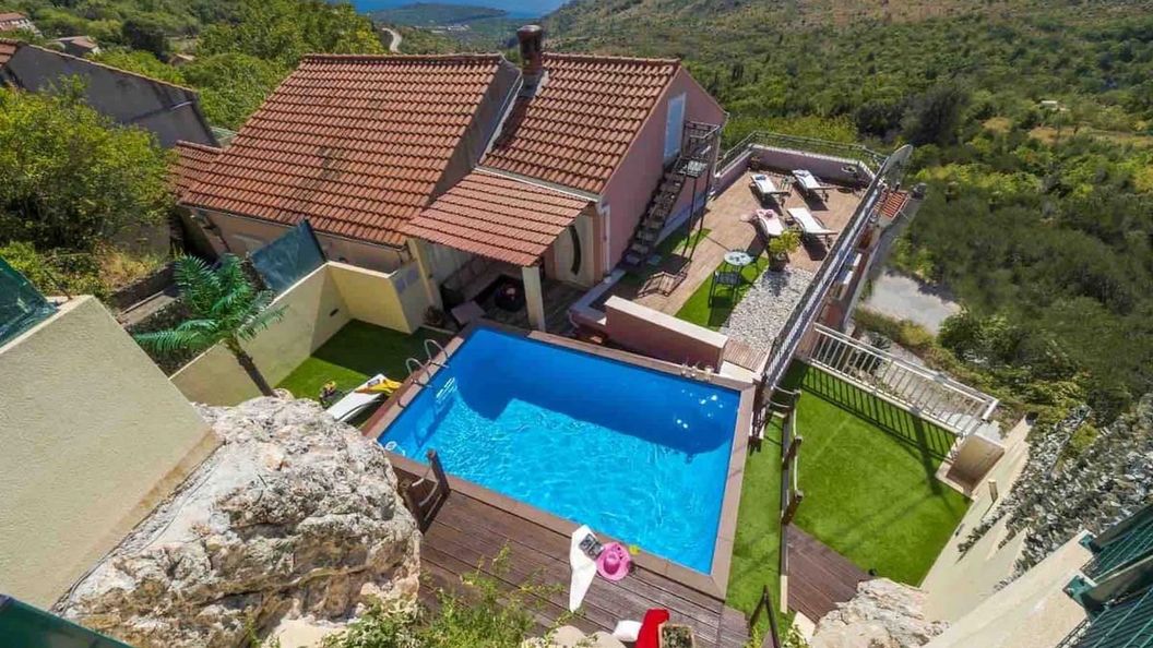 Villa MarAnte Mravinca (1)