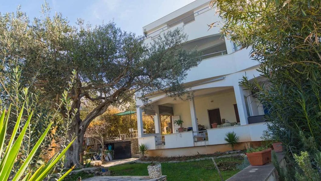 Apartmani Duga Okrug Gornji (1)