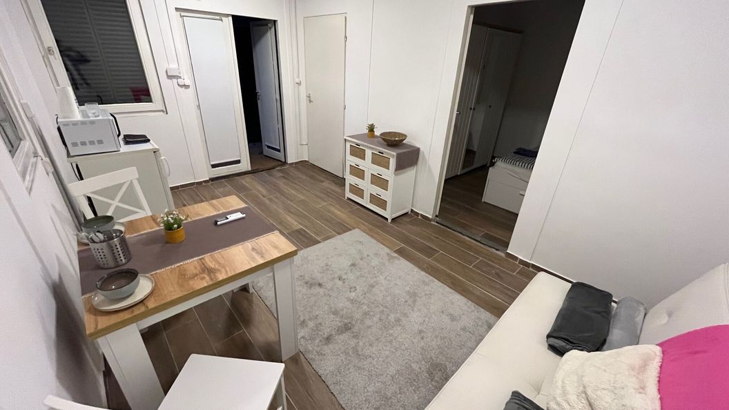 Málna Privát Nyaraló Balatonlelle (1)