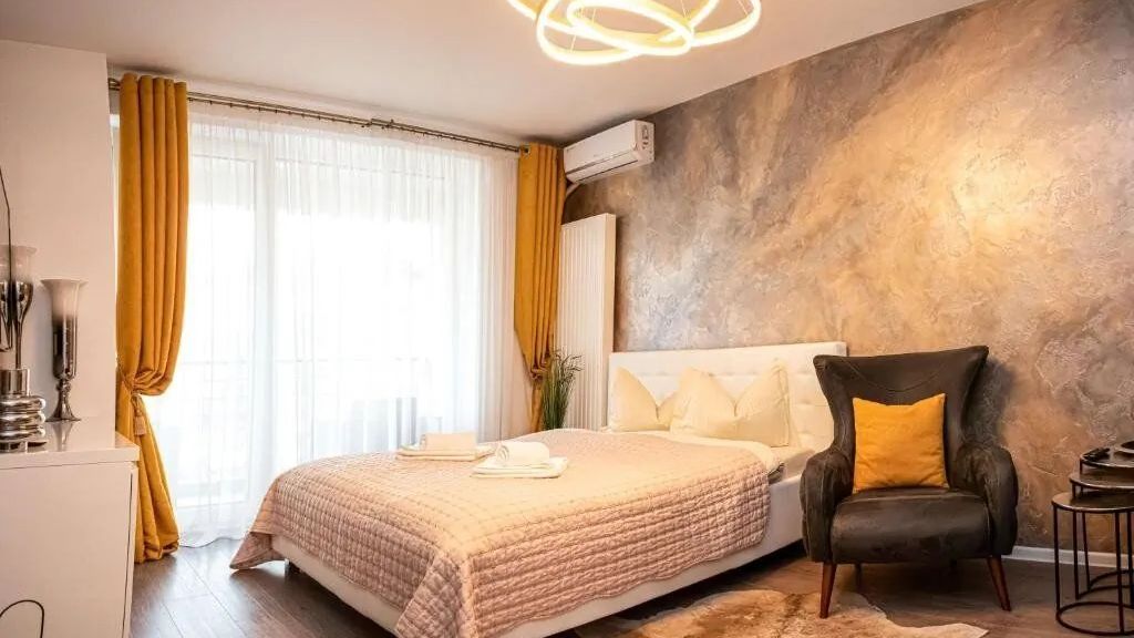 Royal Apartament Brașov (1)