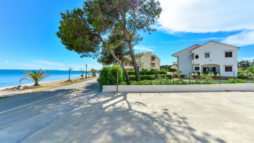 Apartments Liveric Vir II (1)