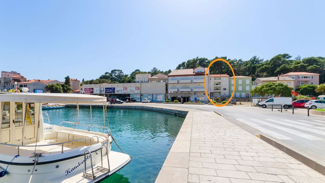 Apartment Andrej Rab (1)