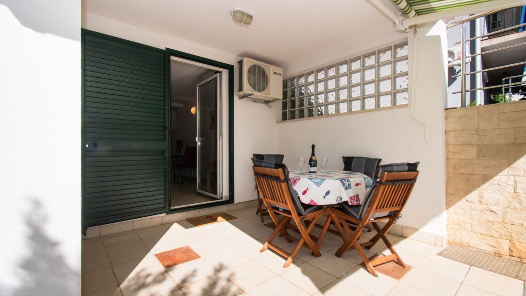 Apartment Pave by Zamalin beach Tribunj (1)