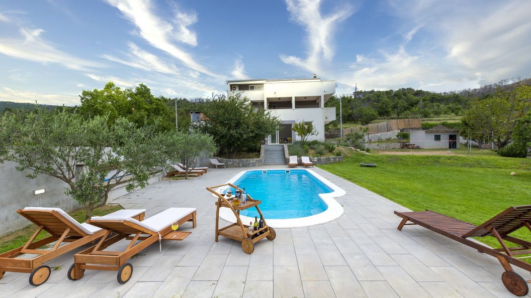 House Anavi Tugare (1)