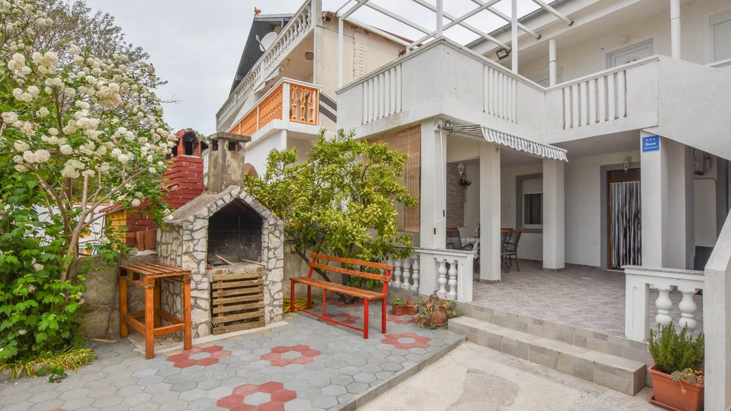 Apartment Rota Turanj (1)