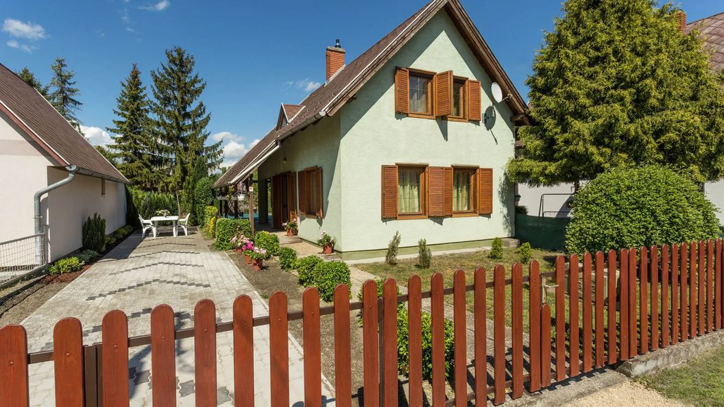 Lipóti Nyaralóház Lipót (1)