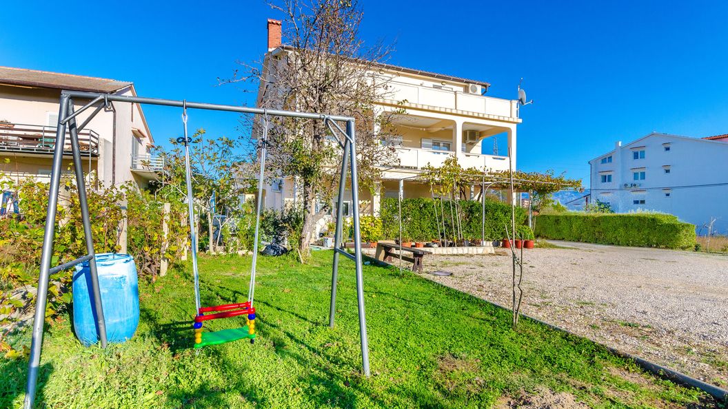 Apartments Marija P Lopar (1)