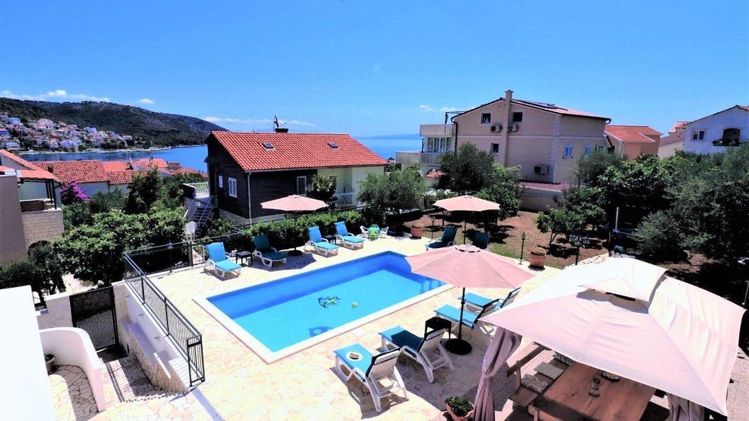 House Villa Mendula Okrug Gornji (1)