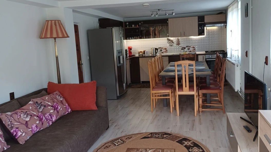 Casă de vacanță Cristina Pietrari (1)