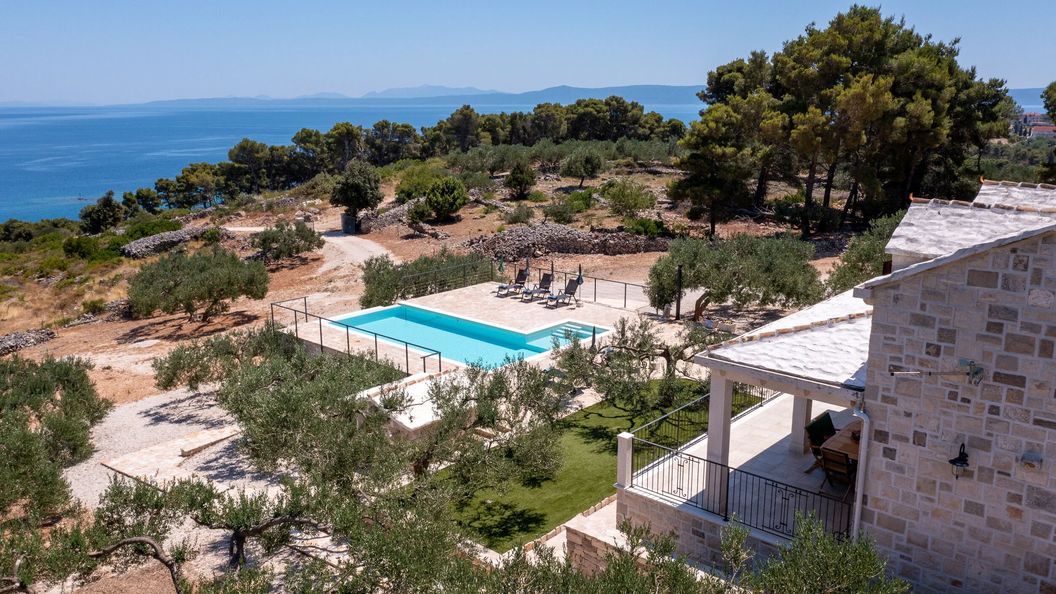 Villa Frida Sumartin (1)