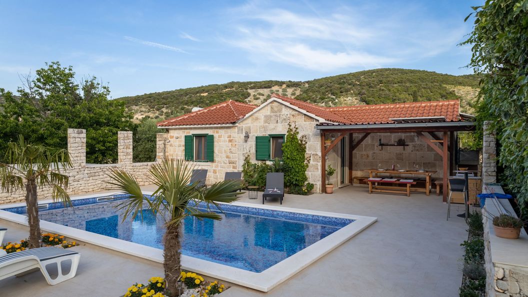 Ház Családok Részére Medencével Postira, Brac - 19563 Postira (1)