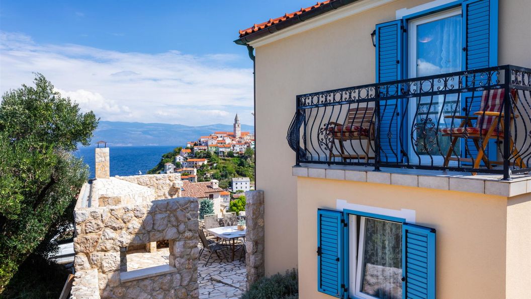 Villa Pinia Vrbnik (1)