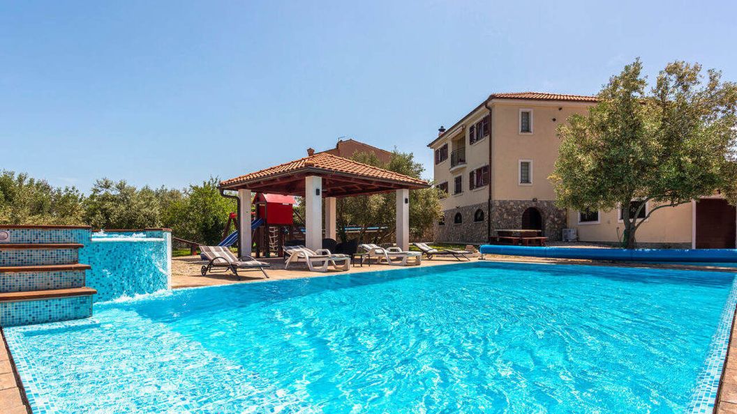 Villa Sveti Vid Dobrinj (1)