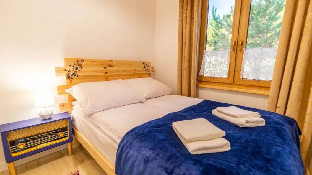 Dom pod lasem Ryn (1)