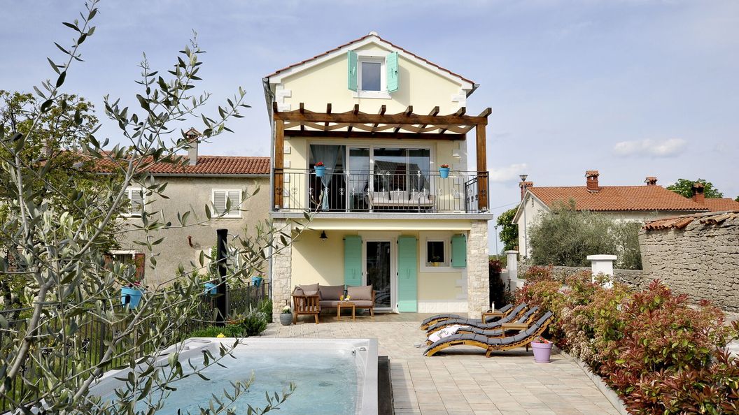 Villa Gisella Nedešćina Šumber (1)