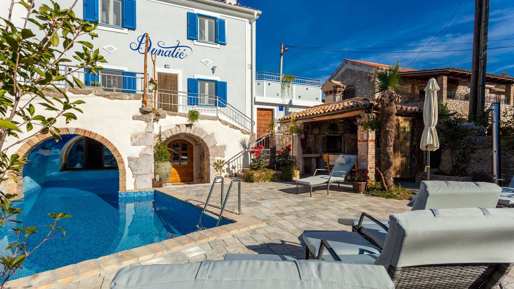 Villa Dunatić Županje Dobrinj (1)
