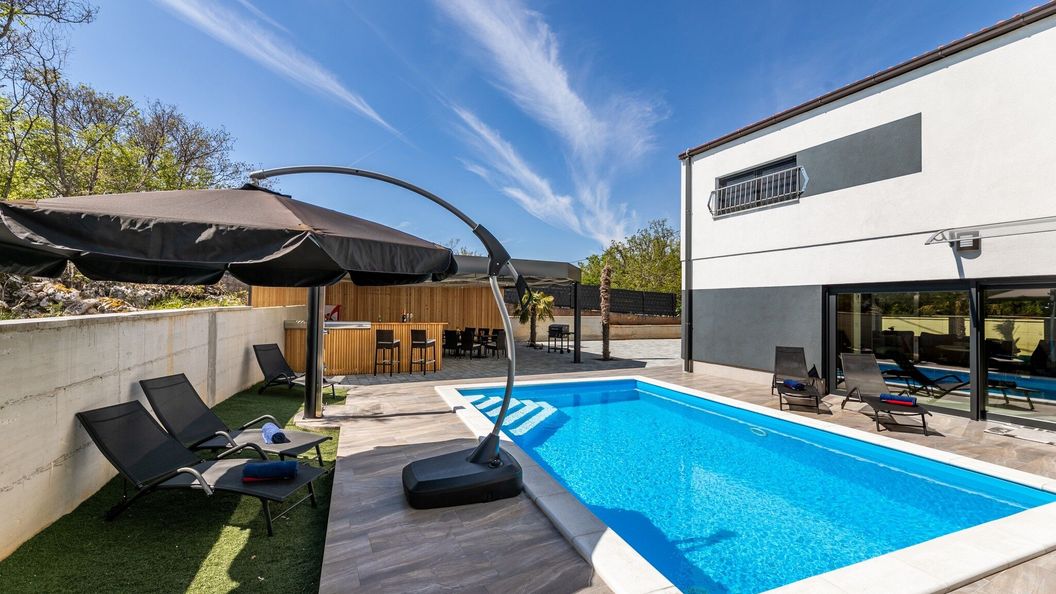 Villa George Hlapa Dobrinj (1)