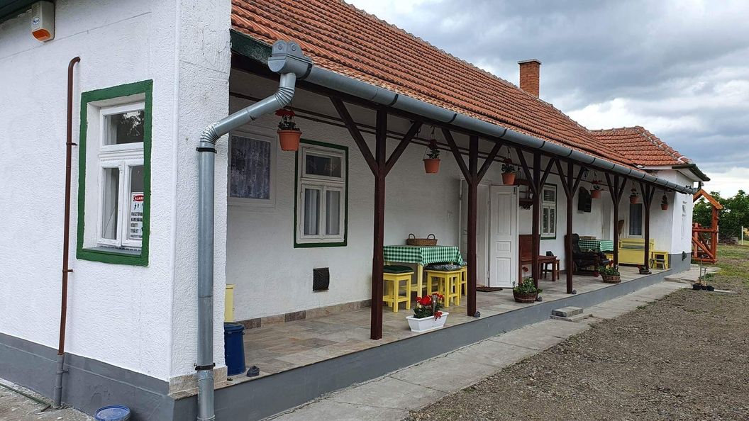 Gazso 2 Vendégház Sarud (1)