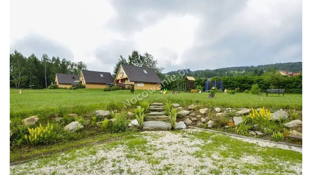 Domki Gościniec pod Skalnikiem Leszczyniec (1)