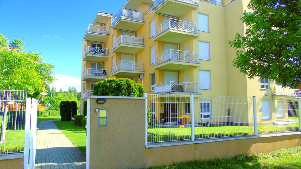 Beszédes Apartman Siófok (1)